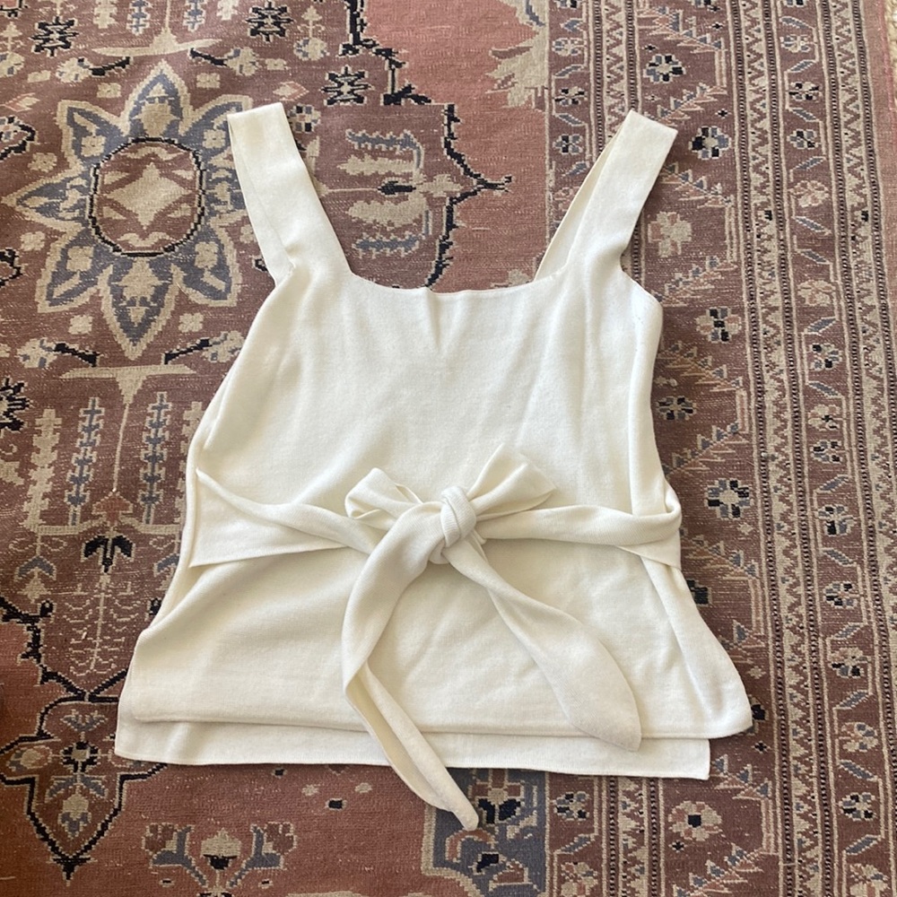 **SOLD**Anthropologie knit top